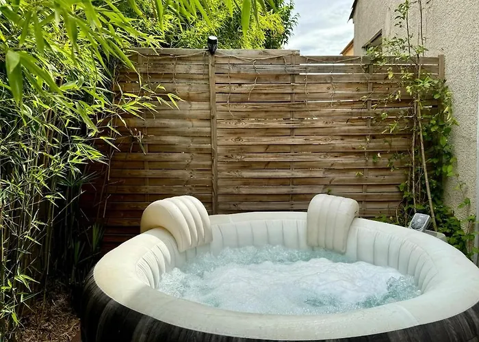 Сasa de vacaciones Loft, Air Conditioning, Garden, Optional Jacuzzi, Barbecue