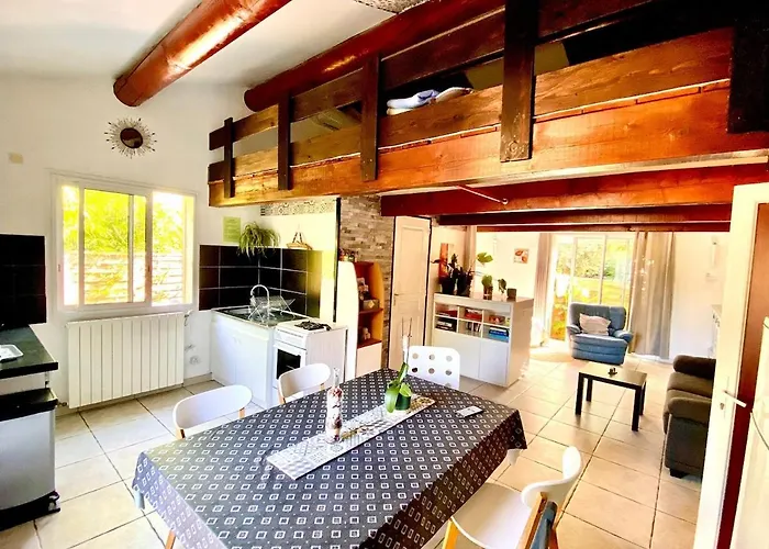 Сasa de vacaciones Loft, Air Conditioning, Garden, Optional Jacuzzi, Barbecue